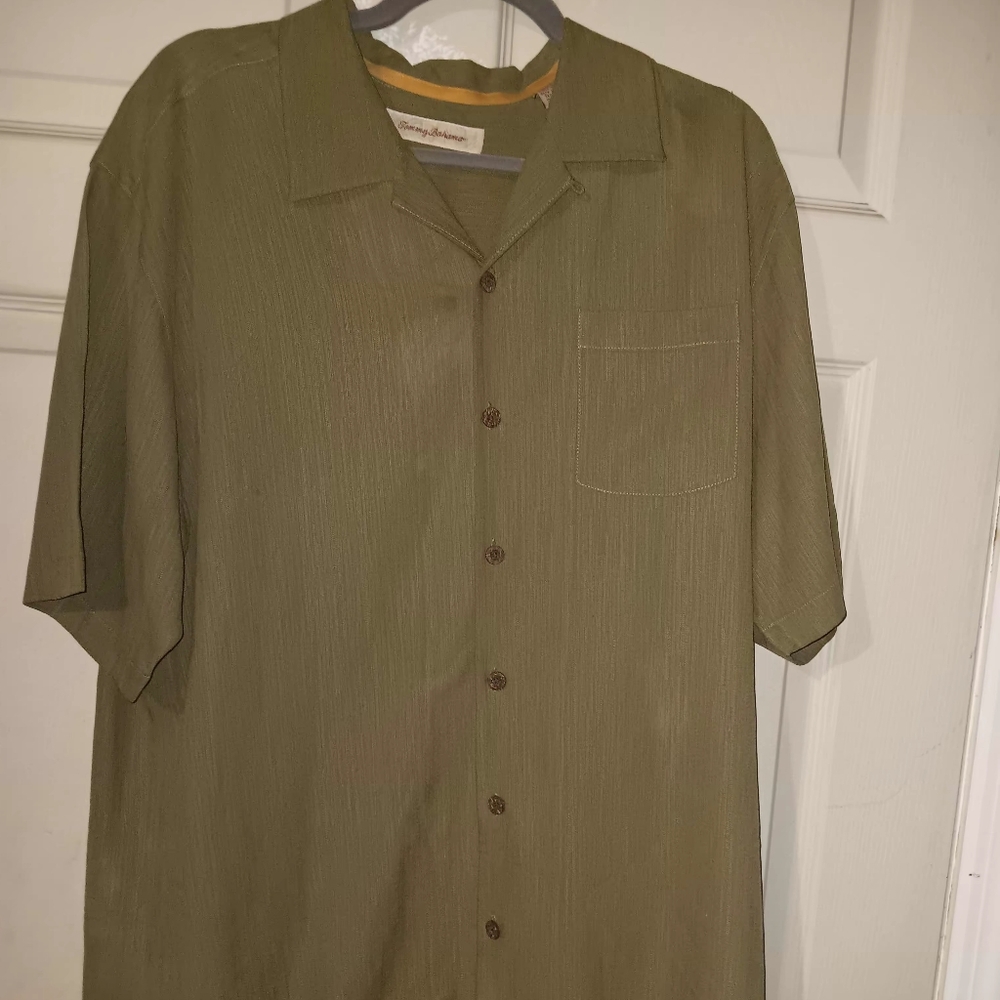 Tommy Bahama Silk Olive Green Button-Up Shirt With Embroidered Back Mens Sz L